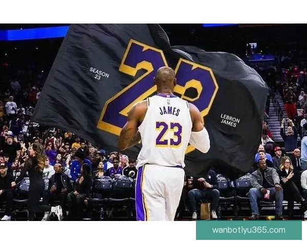 湖人惜败活塞老詹肯定全队韧性 里夫斯称喜欢球队竞争态度